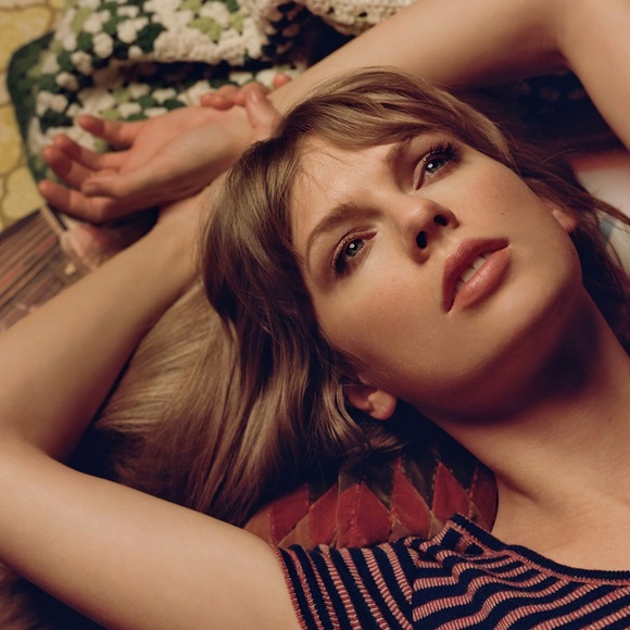 Taylor Swift Maroon friendship bracelet - Picture 2 of 2